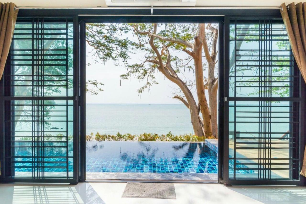Koh Sirey Beachfront Pool Villa Пхукет Экстерьер фото