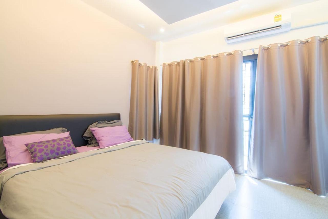 Koh Sirey Beachfront Pool Villa Пхукет Экстерьер фото