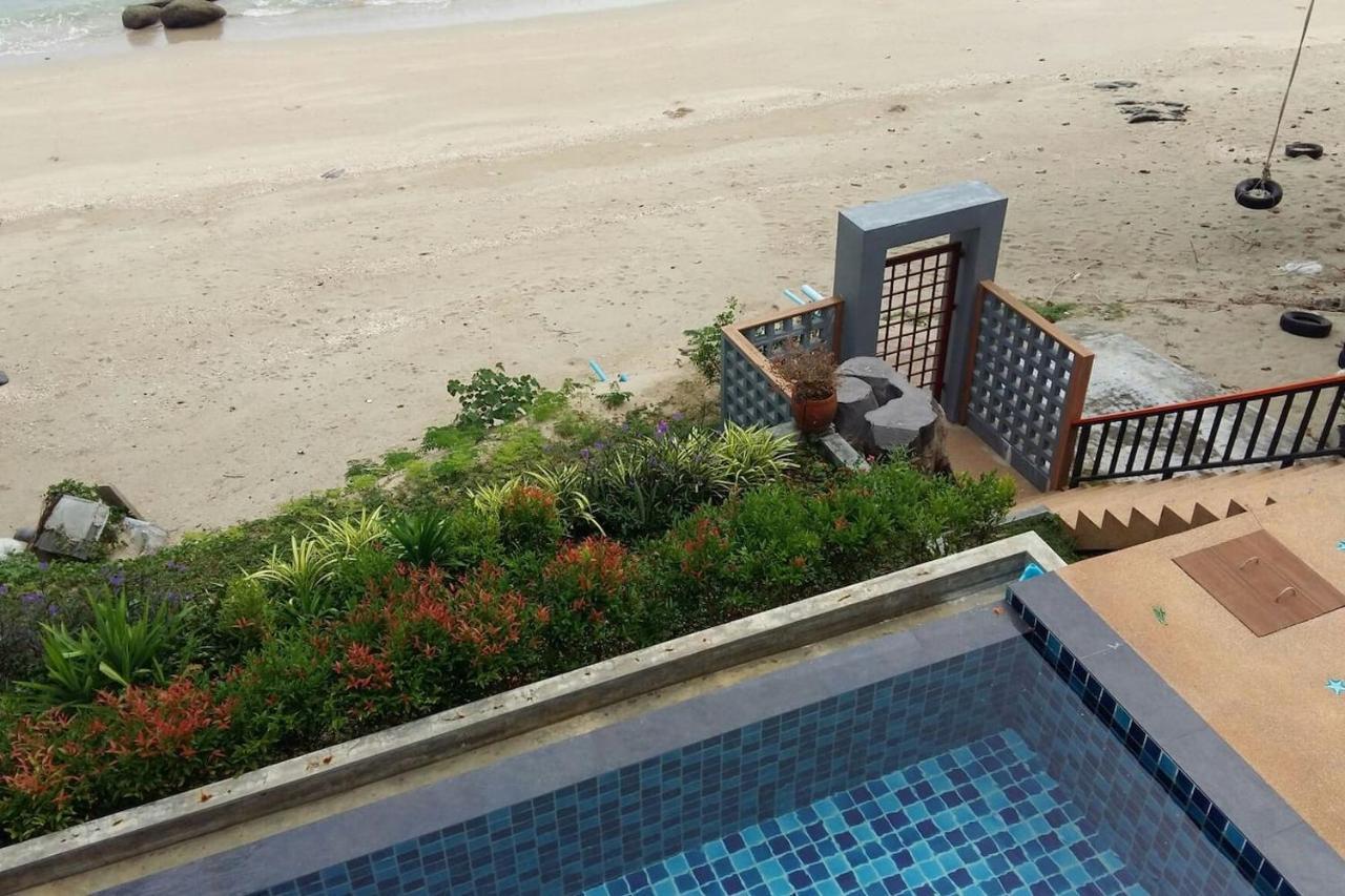 Koh Sirey Beachfront Pool Villa Пхукет Экстерьер фото