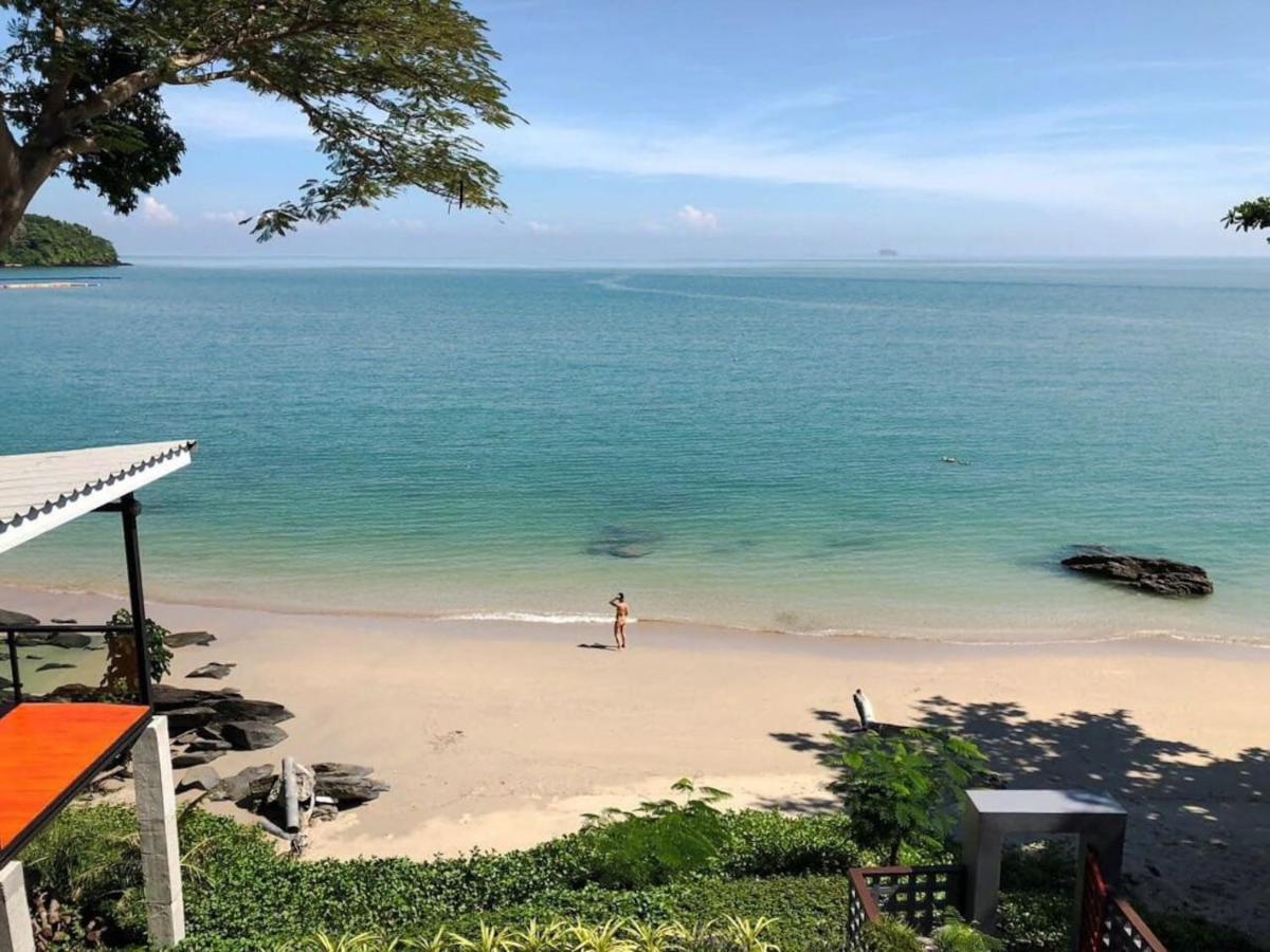 Koh Sirey Beachfront Pool Villa Пхукет Экстерьер фото